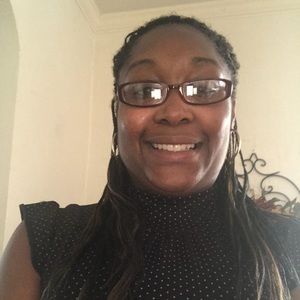 Meet your Posher, Brenna